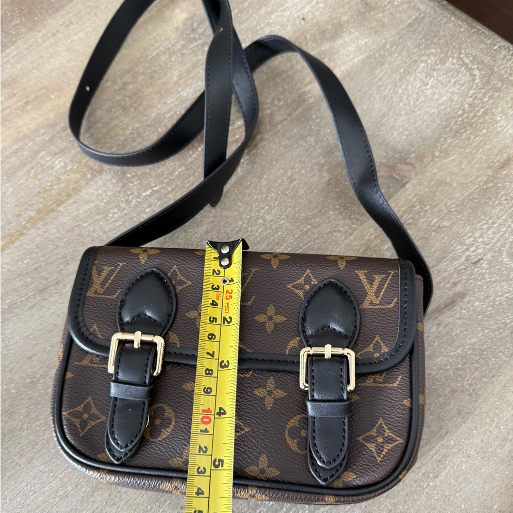 Purse - Picture 6 of 6